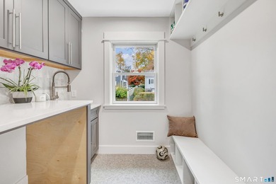 Set on a cul-de-sac in Fairfield's sought-after University area - photo 19