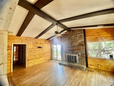 Waterfront home with private dock and 2 shops! Dock has new - photo 19