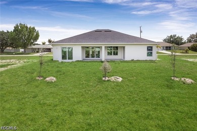 This is a stunning, Custom design brand-new construction home - photo 22