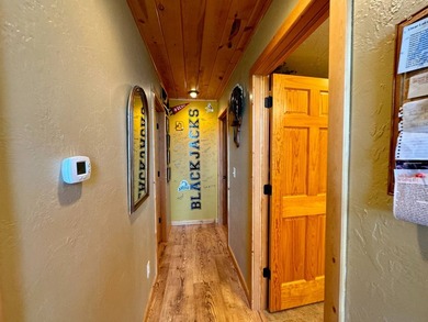 Well maintained log cabin located on Clear Lake - Lake City, SD - photo 6