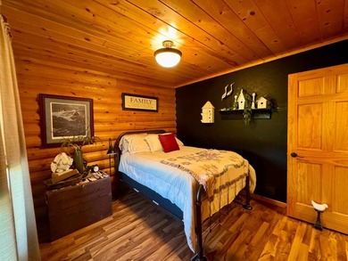 Well maintained log cabin located on Clear Lake - Lake City, SD - photo 10