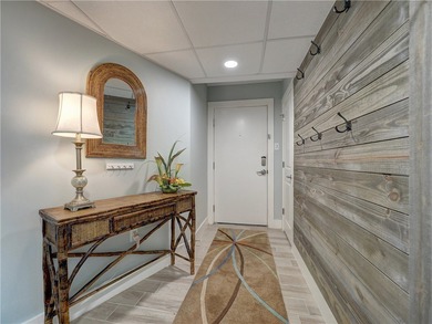 Don't miss out on this beautiful condo. This is a sixth floor - photo 6