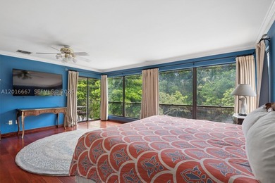 BEAUTIFUL LARGE SIX BEDROOM POOL HOME WITH PRIVACY FROM THE - photo 17