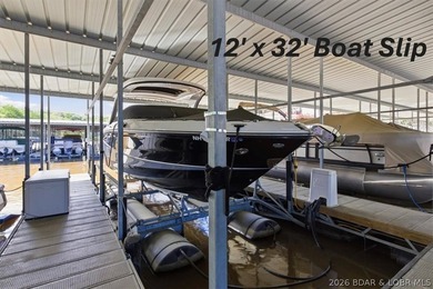 REDUCED! WOW, just WOW! 4 bedrooms, 3 full baths, a 12 x 32 boat - photo 24