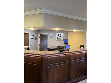 Exciting Investment Opportunity: Quality Inn Hotel at the mouth - photo 29