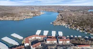 REDUCED! WOW, just WOW! 4 bedrooms, 3 full baths, a 12 x 32 boat - photo 31