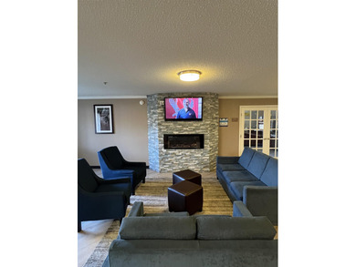 Exciting Investment Opportunity: Quality Inn Hotel at the mouth - photo 32