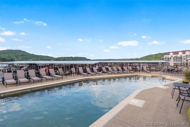 REDUCED! WOW, just WOW! 4 bedrooms, 3 full baths, a 12 x 32 boat - photo 36