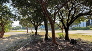 RARE 100' of waterfront re-development opportunity w/ DEEP WATER - photo 14