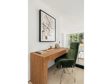 The Townhouse Residence at 79 South 2nd Street is calm, layered - photo 15