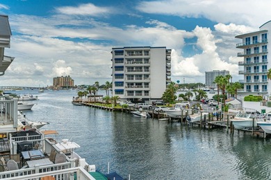 Destin/Holiday Isle Waterfront Townhome with Private Dock & - photo 17