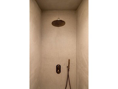 The Townhouse Residence at 79 South 2nd Street is calm, layered - photo 17