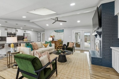 Nestled in the highly sought-after Canyon Creek neighborhood - photo 7