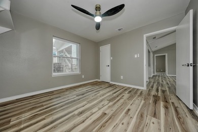 MOTIVATED SELLER - MAKE AN OFFER! SELLER TO PAY ONE YEAR OF HOA - photo 34