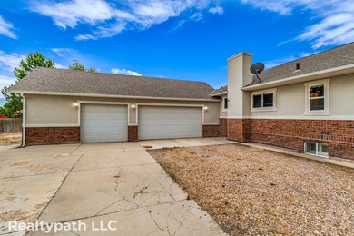 **Open House Sunday July 26th from 5-6 pm** Find hidden serenity - photo 4