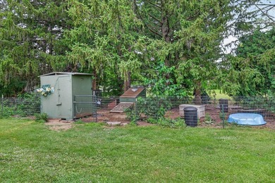 Beautifully remodeled all-brick ranch on a sprawling 2.2-acre - photo 35