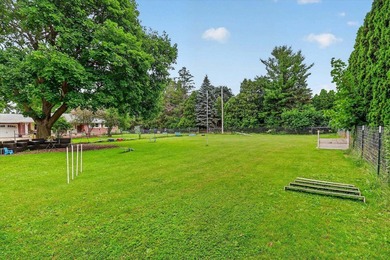 Beautifully remodeled all-brick ranch on a sprawling 2.2-acre - photo 36