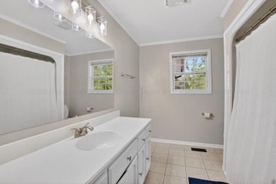 Spacious 4 BR, 3 BA home situated on 4.3 acres, just minutes - photo 38