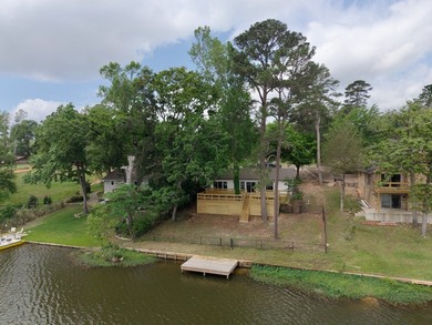 MOTIVATED SELLER - MAKE AN OFFER! SELLER TO PAY ONE YEAR OF HOA - photo 40