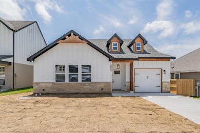 Lake Home For Sale in Granbury, Texas