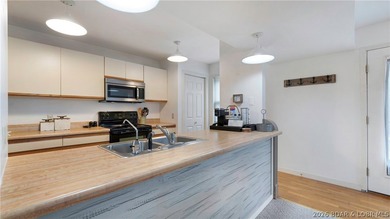 Enjoy lake front living at this multi-level and spacious 1,758 - photo 11