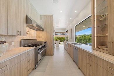 !! BIG PRICE ADJUSTMENT !! Rarely does a residence undergo a - photo 17