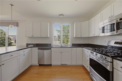 WELCOME HOME TO 189 FERRY LANDING CIRCLE. THIS RARE, CORNER UNIT - photo 17