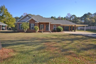 Lake Home For Sale in Wetumpka, Alabama