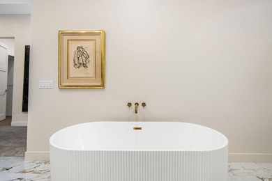 !! BIG PRICE ADJUSTMENT !! Rarely does a residence undergo a - photo 24