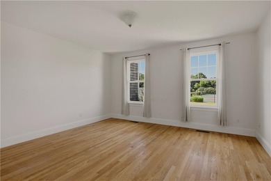 WELCOME HOME TO 189 FERRY LANDING CIRCLE. THIS RARE, CORNER UNIT - photo 24