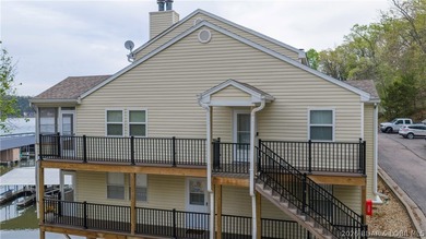 Enjoy lake front living at this multi-level and spacious 1,758 - photo 27