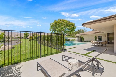 !! BIG PRICE ADJUSTMENT !! Rarely does a residence undergo a - photo 51