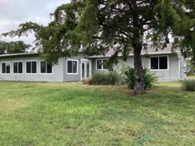 Lake McConaughy Home For Sale in Lewellen Nebraska