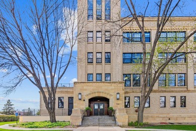 Your premier opportunity to live in The CW Lofts is available! - photo 1