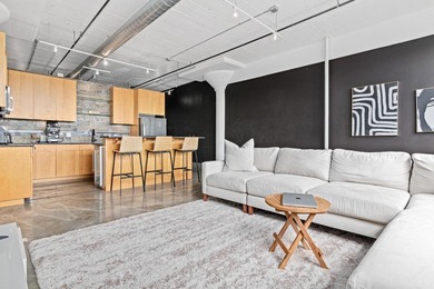 Your premier opportunity to live in The CW Lofts is available! - photo 10