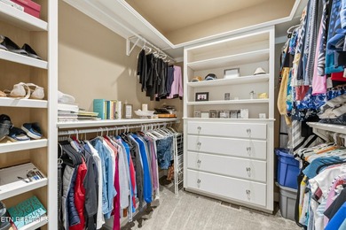 Welcome to the height of luxury coupled with laid back living at - photo 14