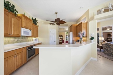 Turnkey furnished and stunning home seated on over half an acre - photo 15