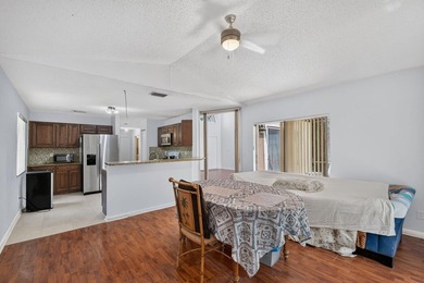 COME AND SEE THIS SPACIOUS 2 STORY HOME LOCATED IN CENTRAL - photo 21