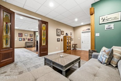 Welcome to the height of luxury coupled with laid back living at - photo 25