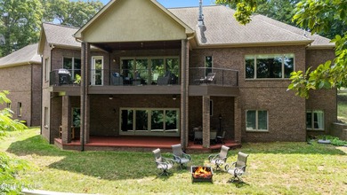 Welcome to the height of luxury coupled with laid back living at - photo 28