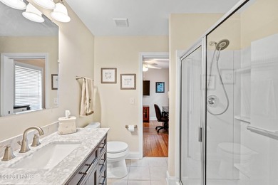 Welcome to 8 Wateree Court, a charming cottage style home - photo 31