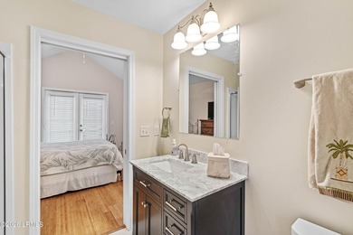 Welcome to 8 Wateree Court, a charming cottage style home - photo 32
