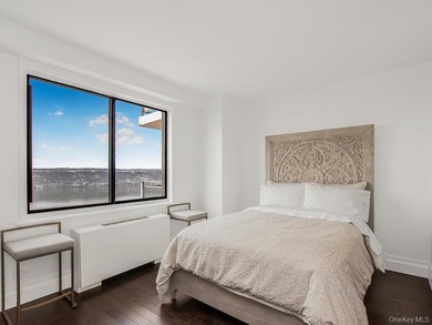 Enjoy never-ending, beautiful, unobstructed Hudson River views - photo 9