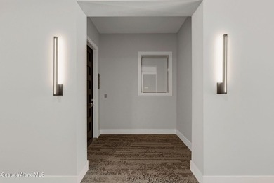 Welcome to the exquisite TOP floor 2-story penthouse at Building - photo 2