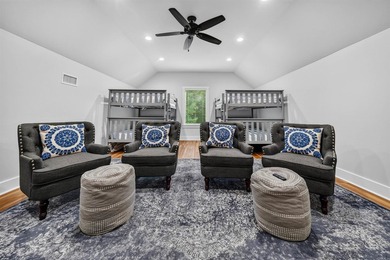 Experience luxury living on peaceful Lake Catherine in this 3 - photo 37