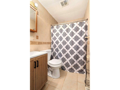 Turnkey and sun-drenched, 79 Amboy Street is a spacious - photo 6