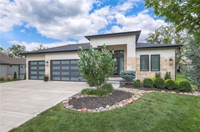 Lake Home Sale Pending in Lake Winnebago, Missouri