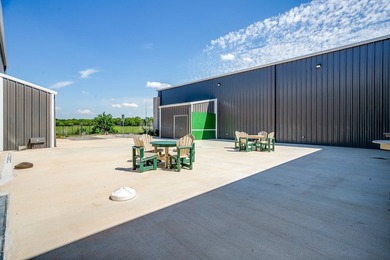 Positioned in the heart of Granbury, this exceptional commercial - photo 19