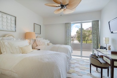 Exceptionally rare beachfront, standalone, townhouse in Key - photo 29