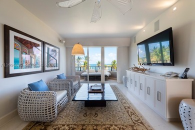 Exceptionally rare beachfront, standalone, townhouse in Key - photo 50